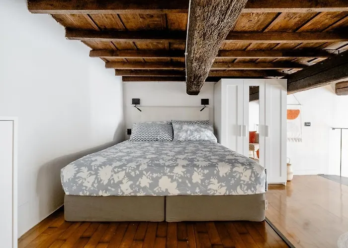 Nido D'amore La Coccola Free Wifi E Ac Daire Ferrara